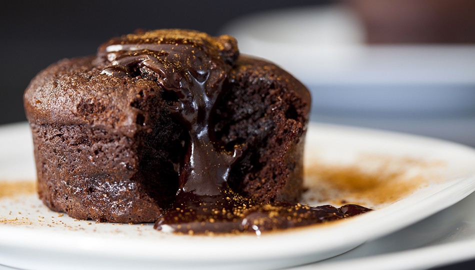 Tortine con il cuore morbido di cioccolato